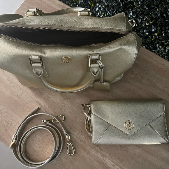 Robinson Middy satchel by Tory Burch with wallet - Picture 8 of 12